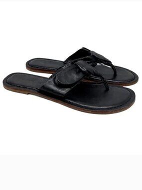 Bernardo Leather Thong Sandals Laia Flats Stitched Size 9 M Black